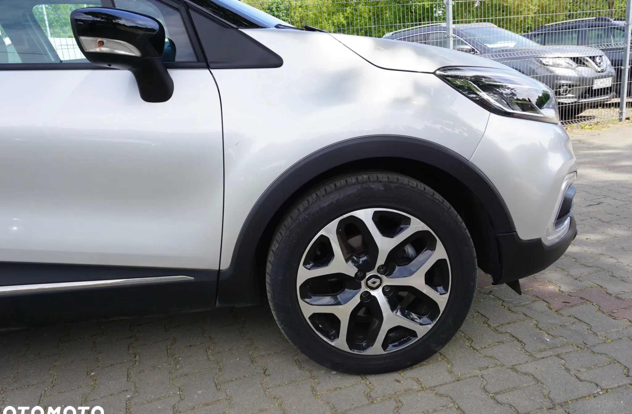 Renault Captur cena 59900 przebieg: 36000, rok produkcji 2019 z Praszka małe 172